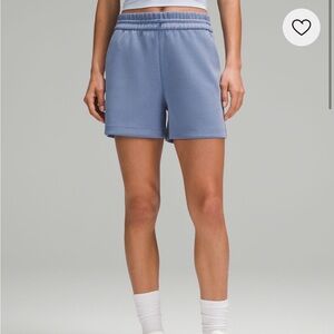 Lululemon - Softstreme High-Rise Short 4" - Oasis Blue - Size 8